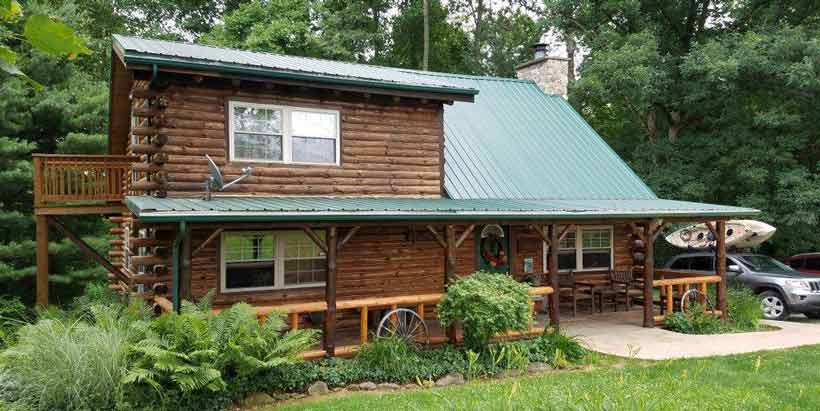 Ohio Cabin Getaway - A front view of the Possum Lodge Cabin rentals.